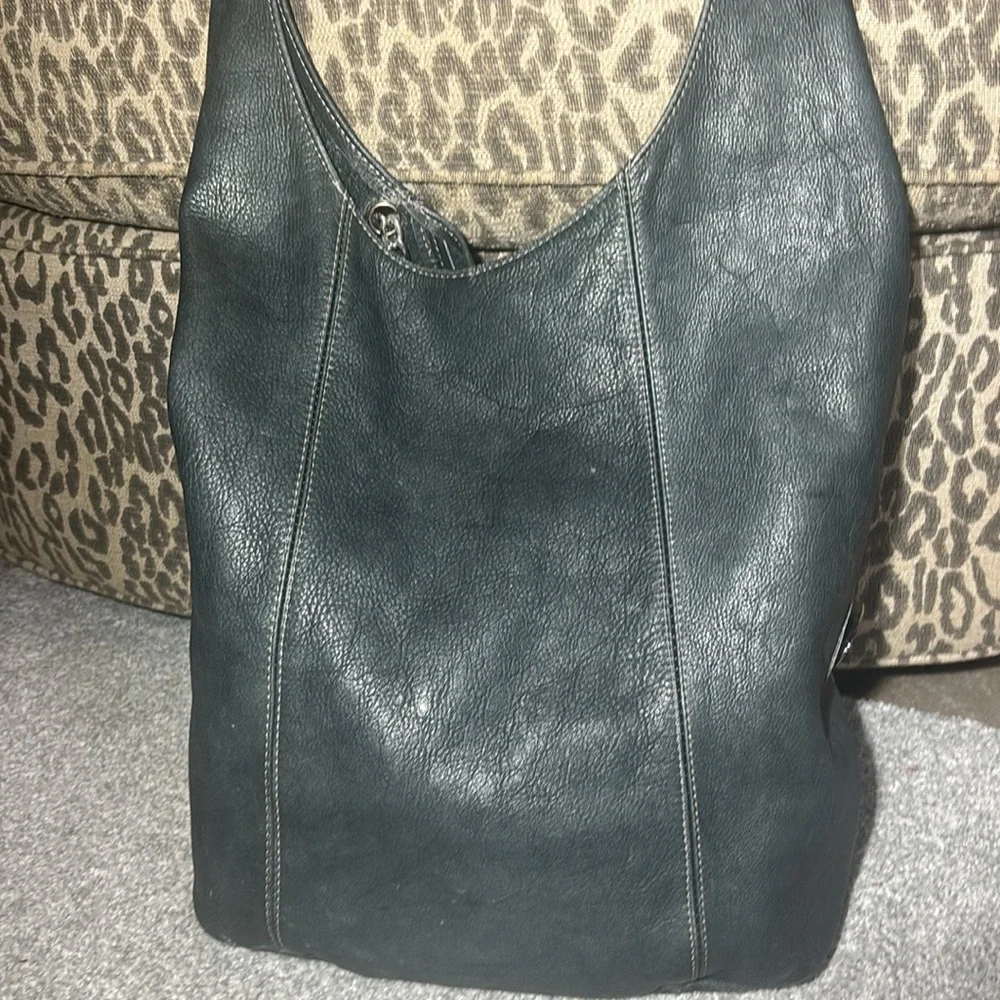 Peruzzi Italian Leather Women's bucket bag dark green creamy soft leather purse